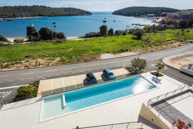 Luxury Apartment Anto With Sea View And Balcony Banjole Εξωτερικό φωτογραφία